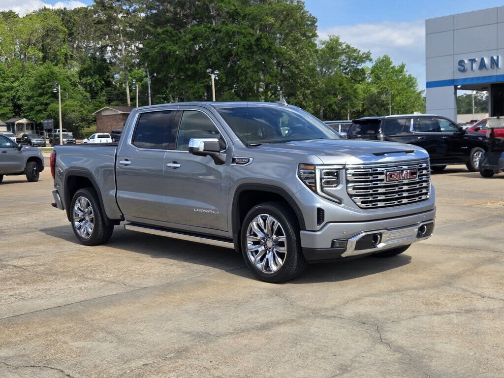 2024 GMC Sierra