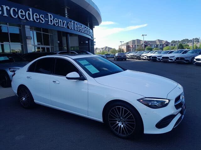 2024 MERCEDES-BENZ C-Class