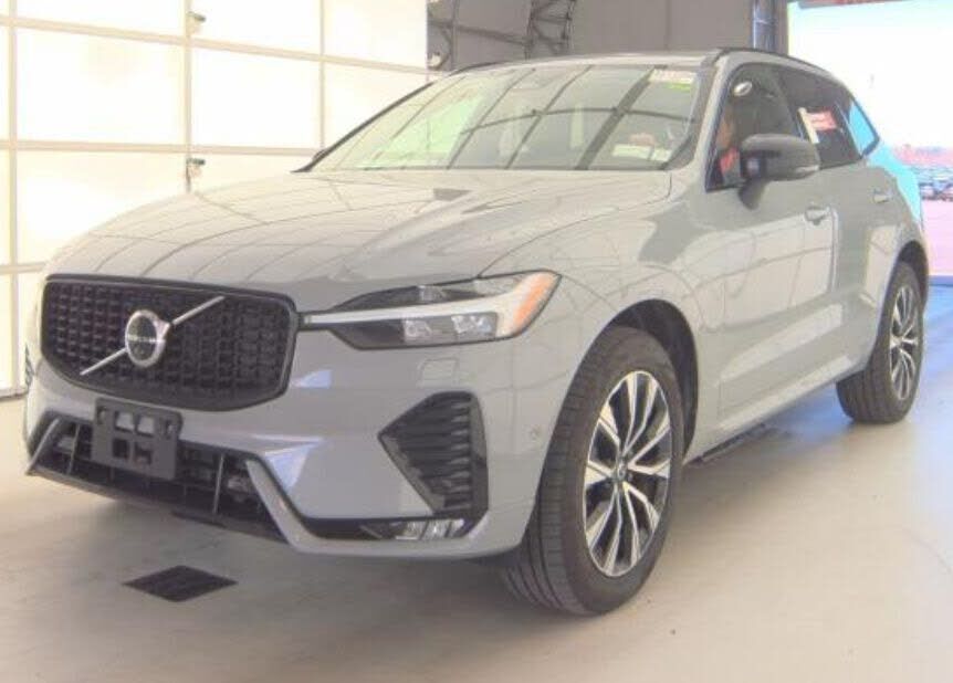2025 VOLVO XC60
