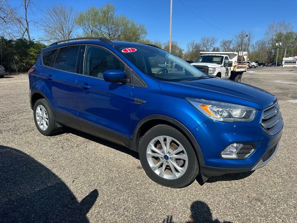 2017 FORD Escape
