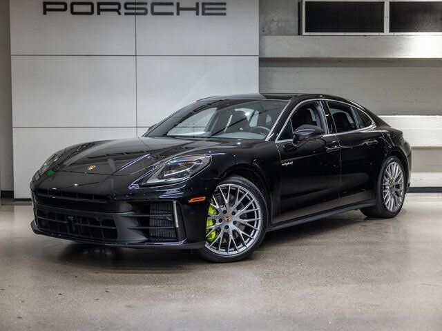 2026 PORSCHE Panamera
