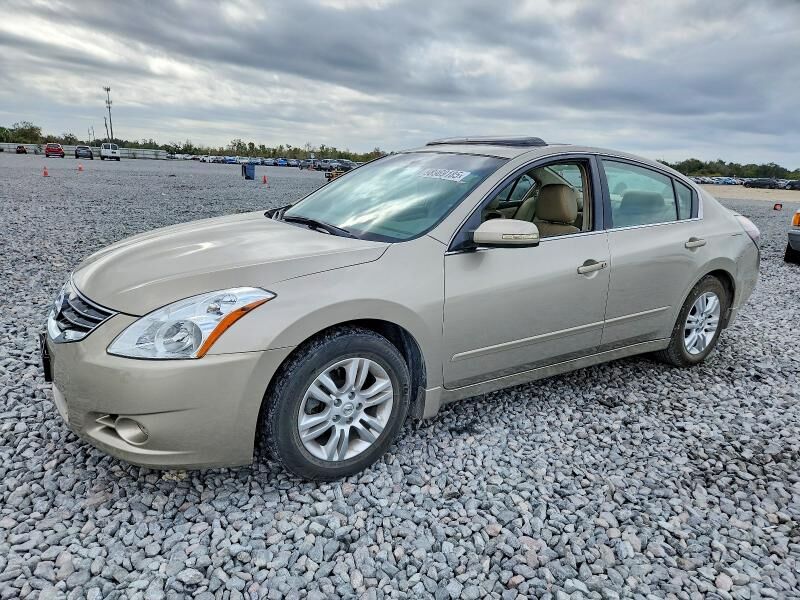 2010 NISSAN Altima