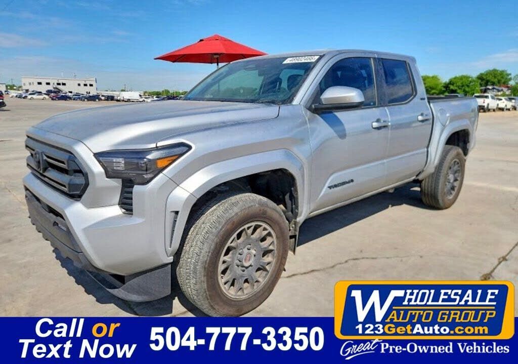 2024 TOYOTA Tacoma