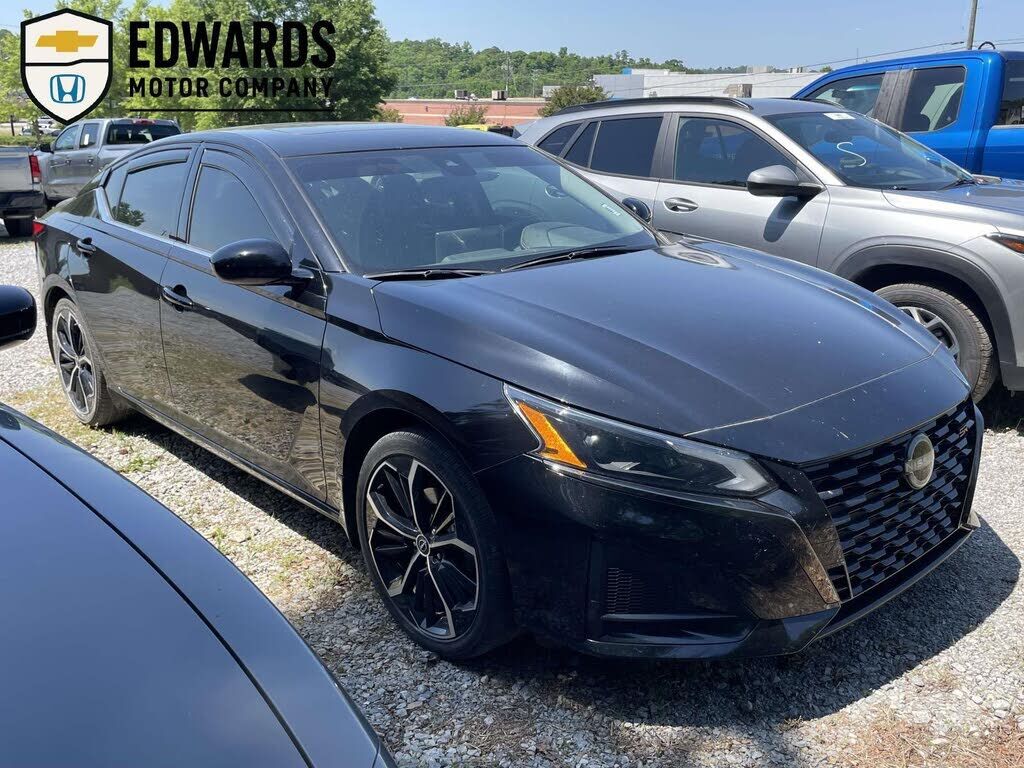 2023 NISSAN Altima