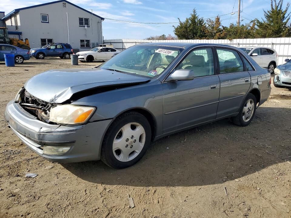 2004 TOYOTA Avalon