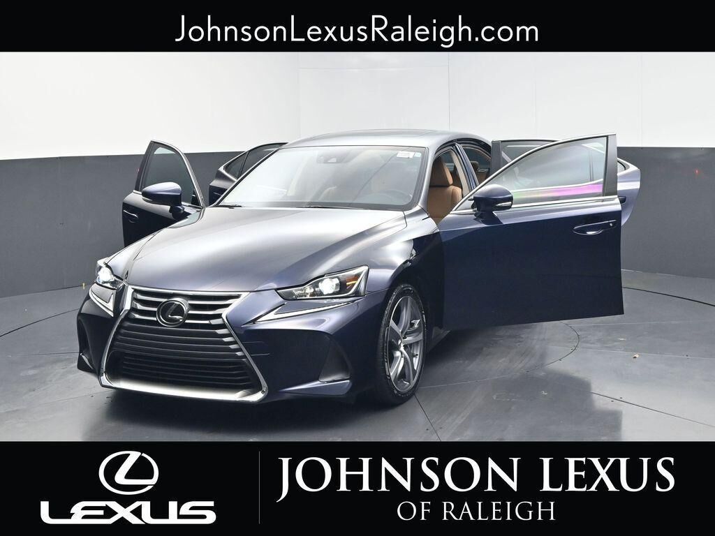 2018 LEXUS IS