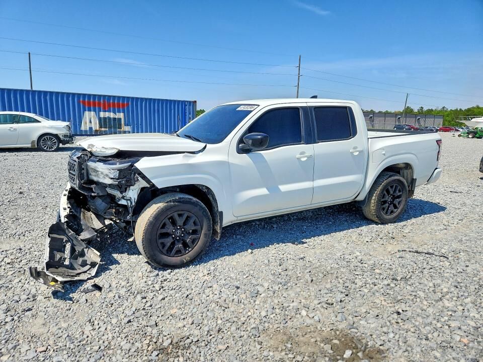 2023 NISSAN Frontier