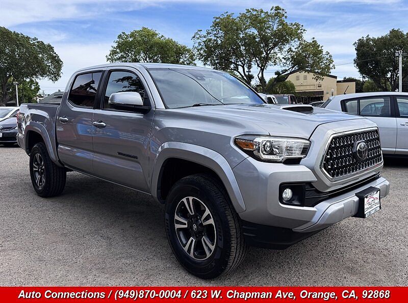 2019 TOYOTA Tacoma