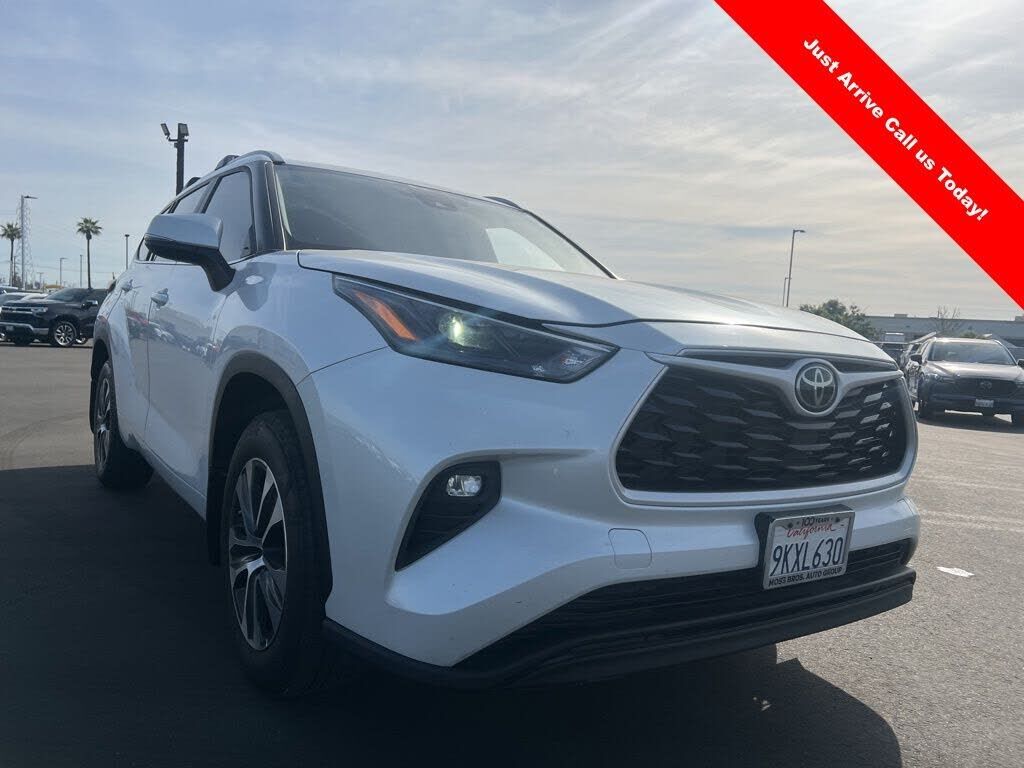 2024 TOYOTA Highlander