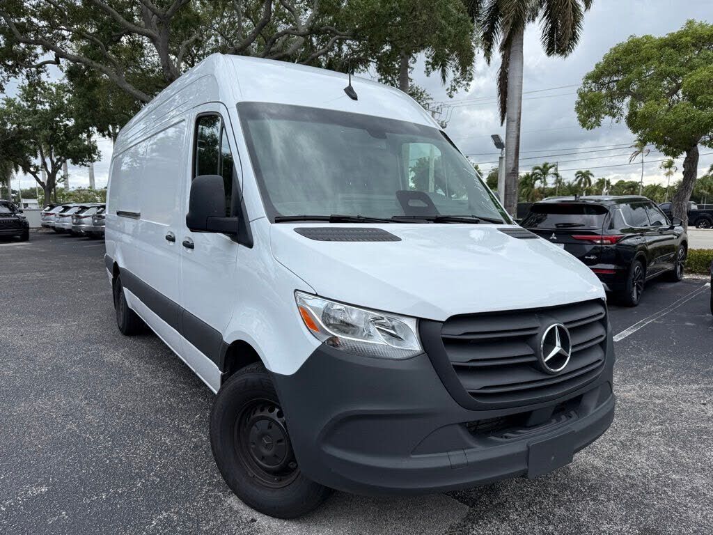 2025 MERCEDES-BENZ Sprinter