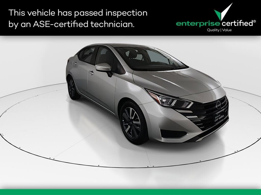 2023 NISSAN Versa