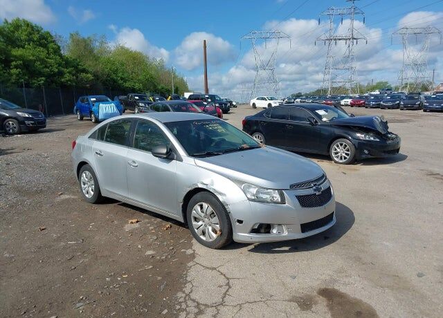 2012 CHEVROLET Cruze