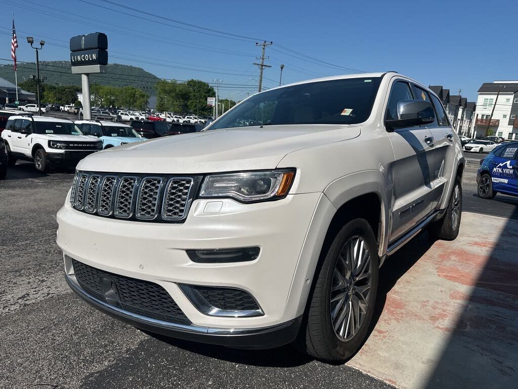 2017 JEEP Grand Cherokee