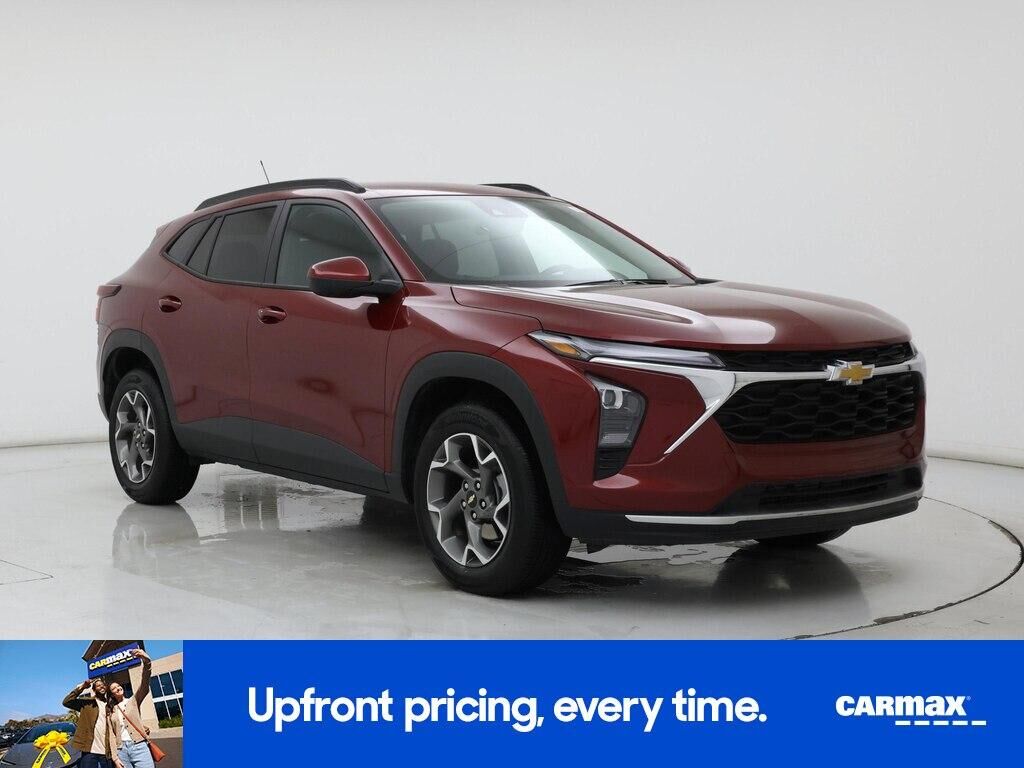 2025 CHEVROLET Trax