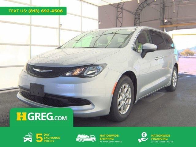 2023 CHRYSLER Voyager