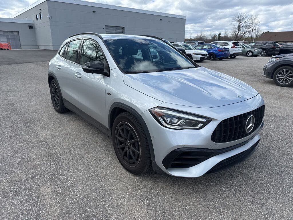 2022 MERCEDES-BENZ GLA-Class