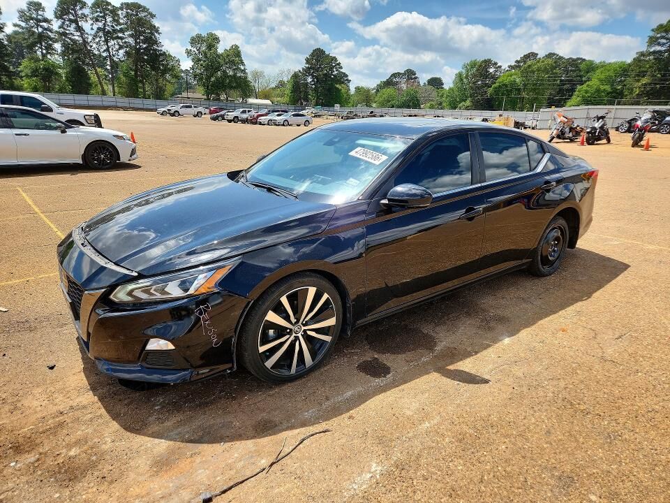 2021 NISSAN Altima