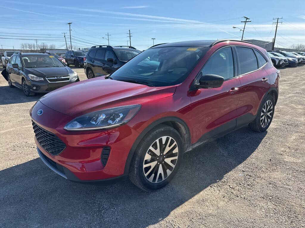 2020 FORD Escape