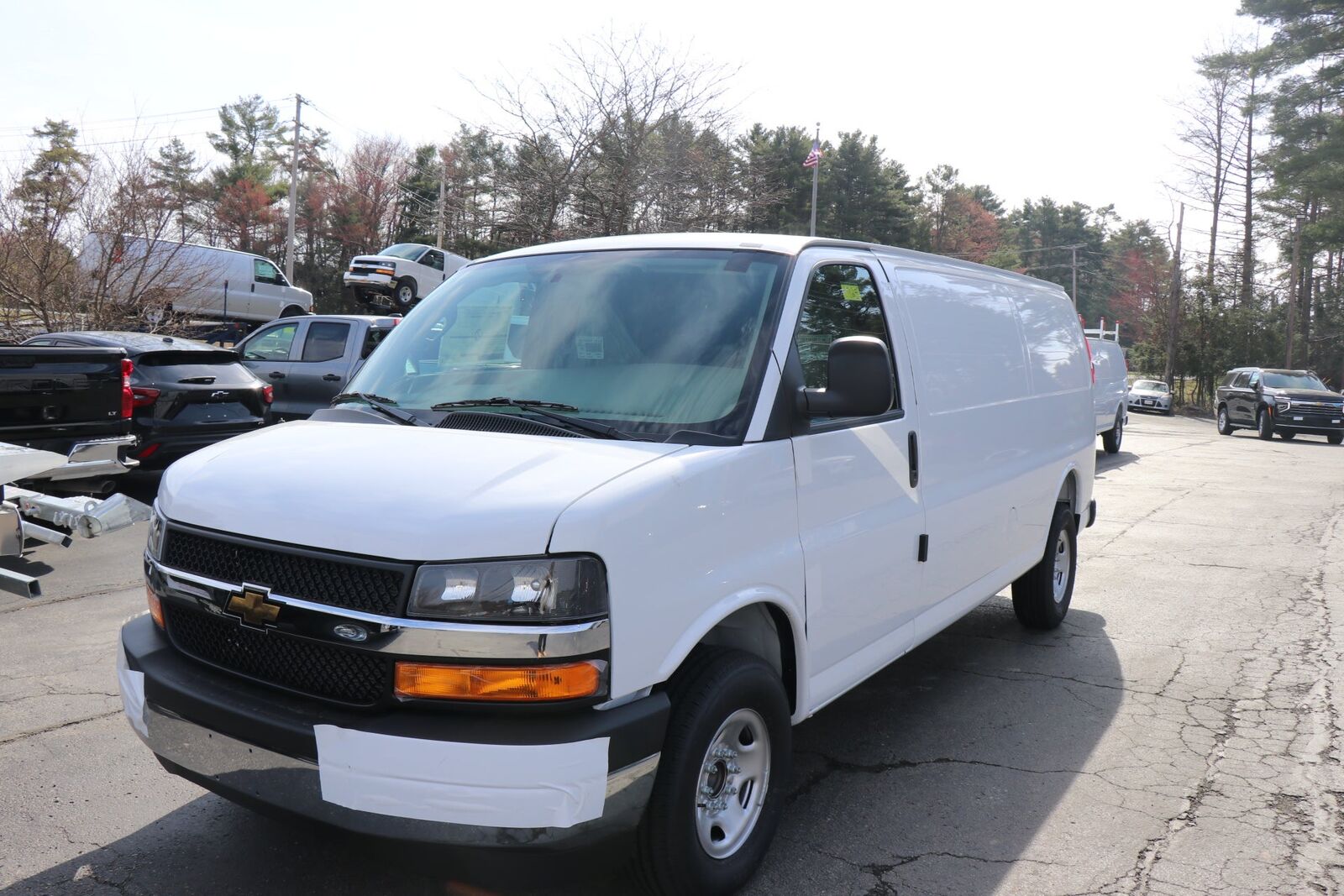 2026 CHEVROLET Express