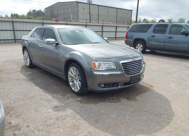 2011 CHRYSLER 300C