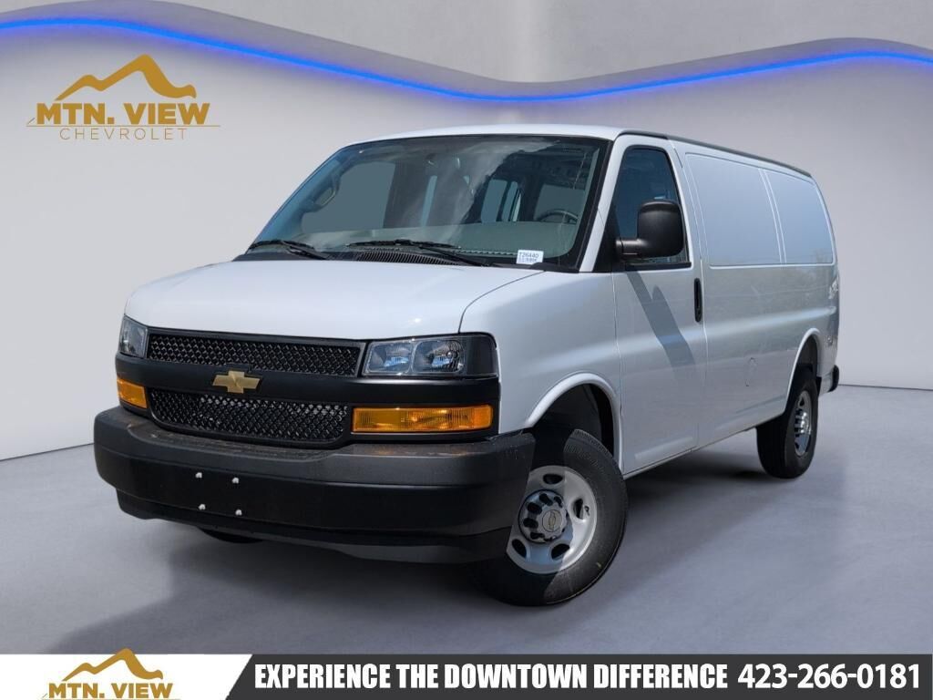 2026 CHEVROLET Express