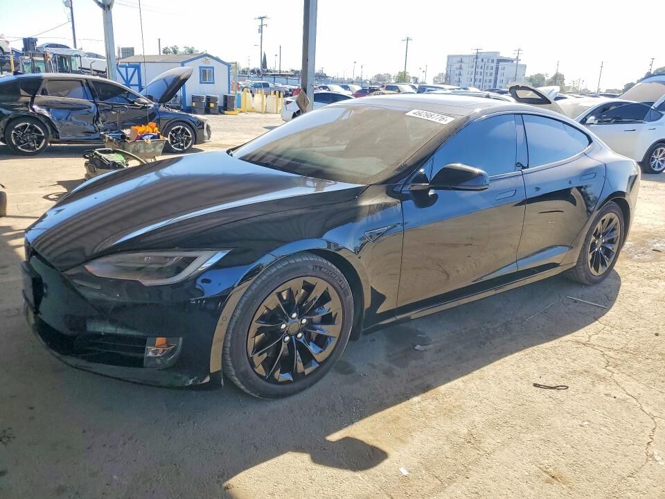 2016 TESLA Model S