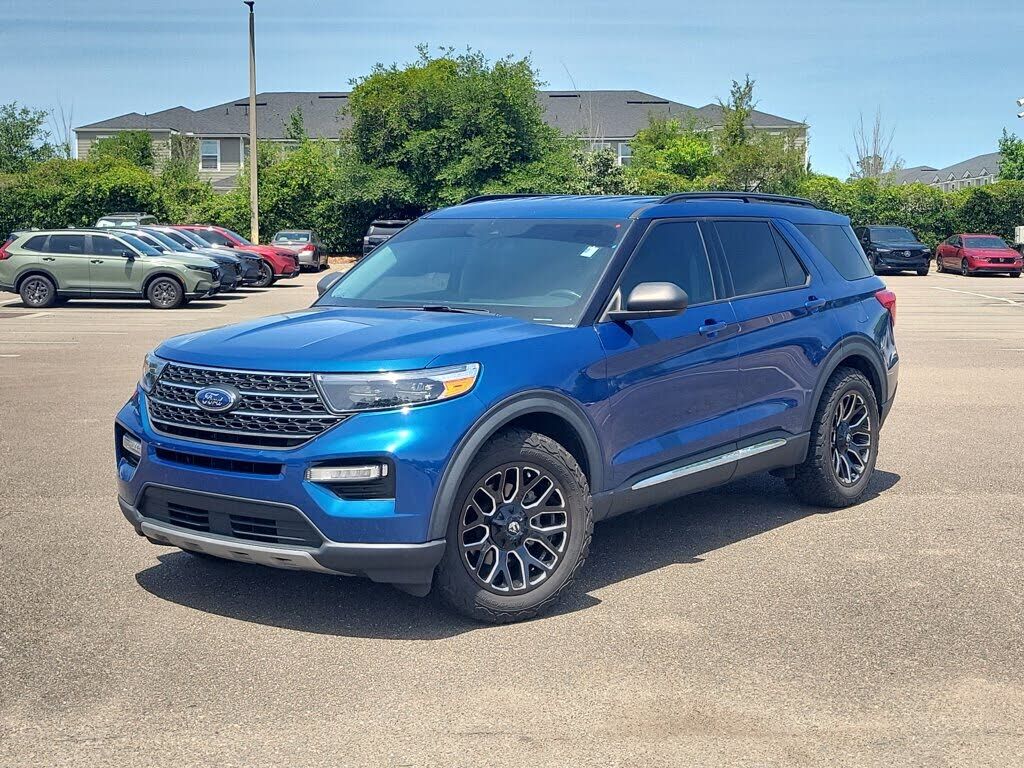 2022 FORD Explorer