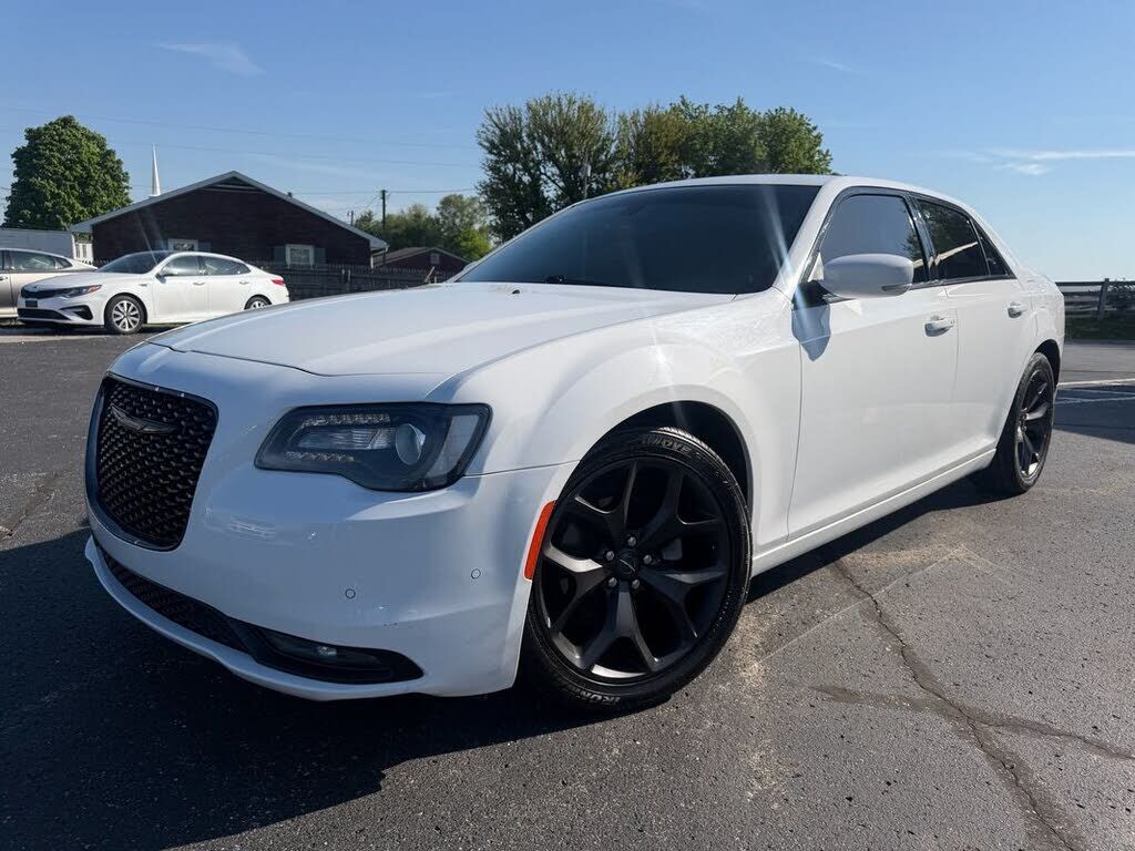 2021 CHRYSLER 300
