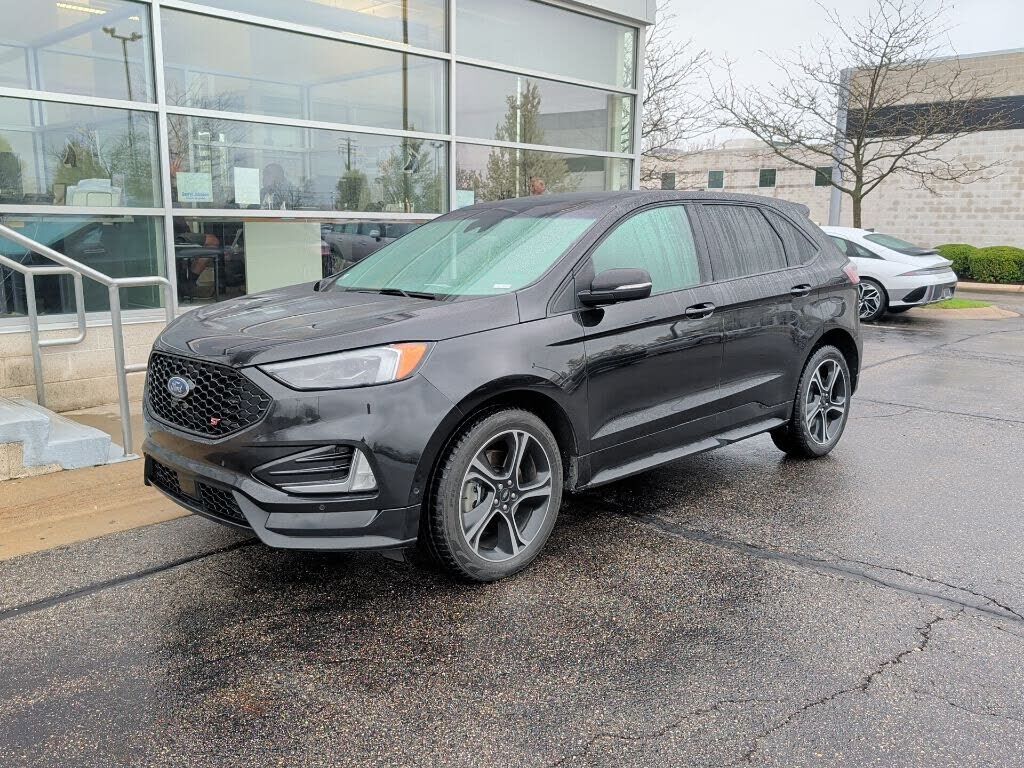 2020 FORD Edge