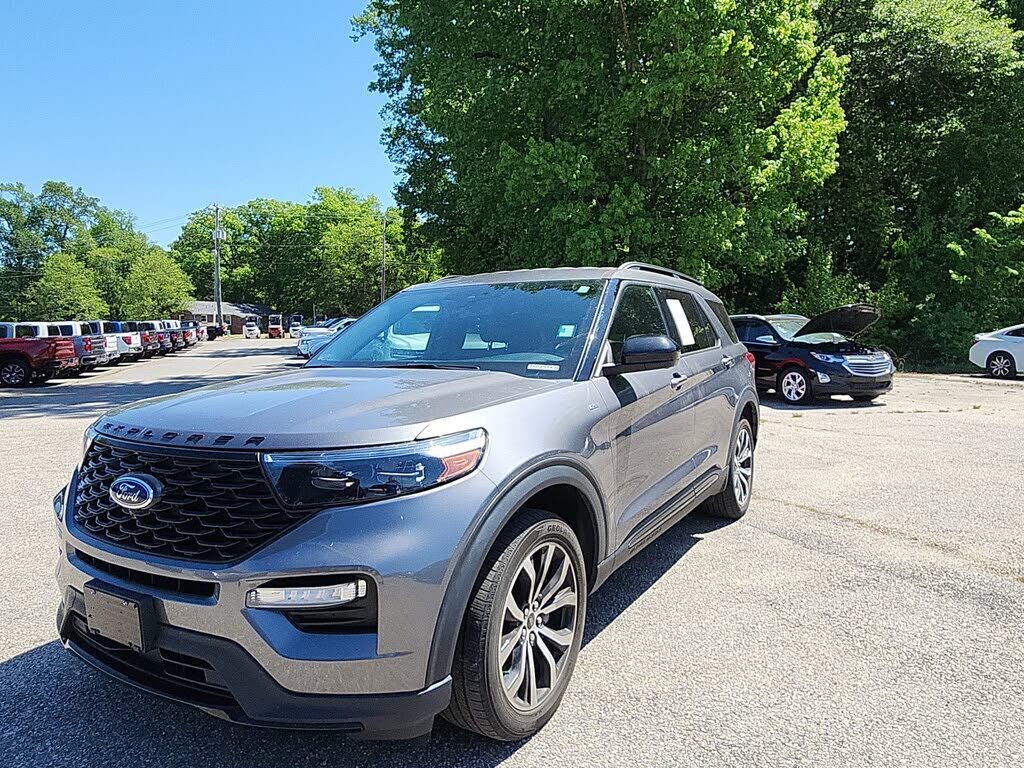 2022 FORD Explorer