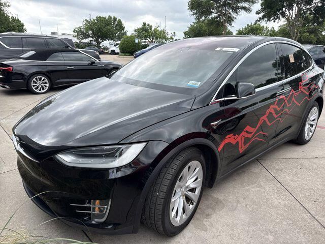 2020 TESLA Model X