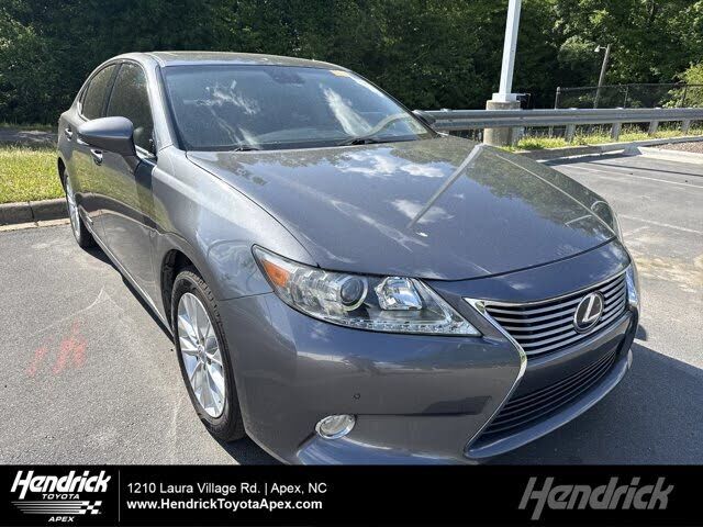 2013 LEXUS ES