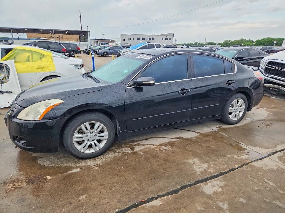 2011 NISSAN Altima