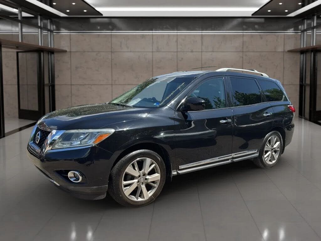 2016 NISSAN Pathfinder