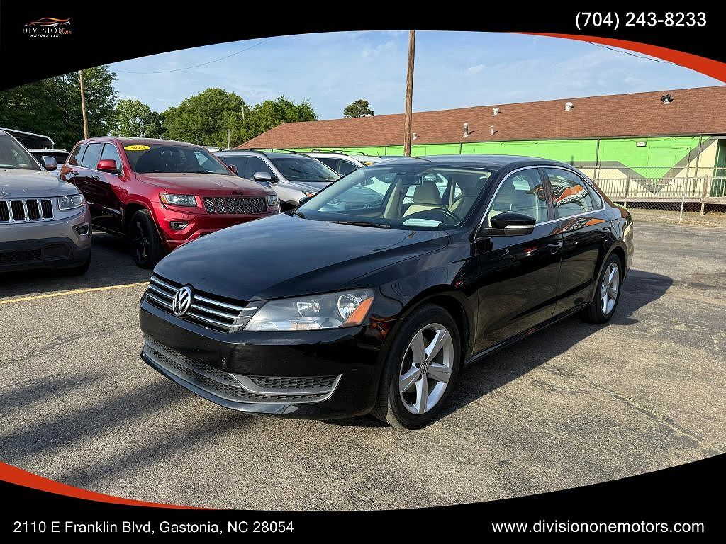 2014 VOLKSWAGEN Passat