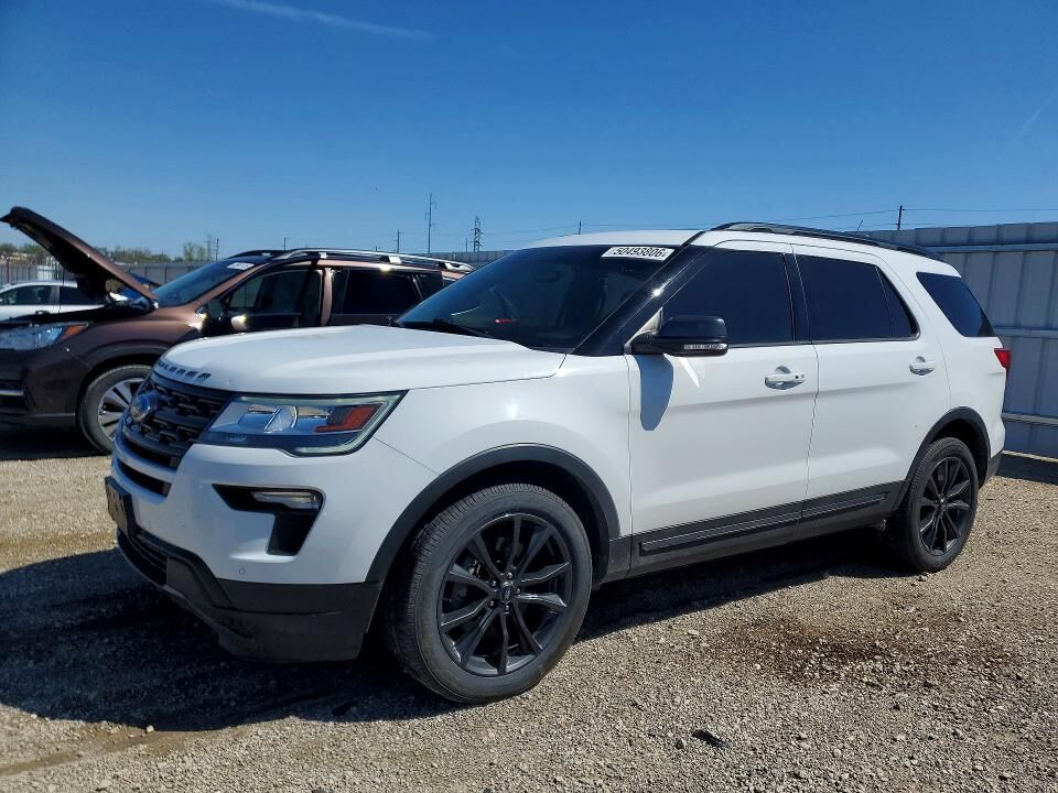 2018 FORD Explorer
