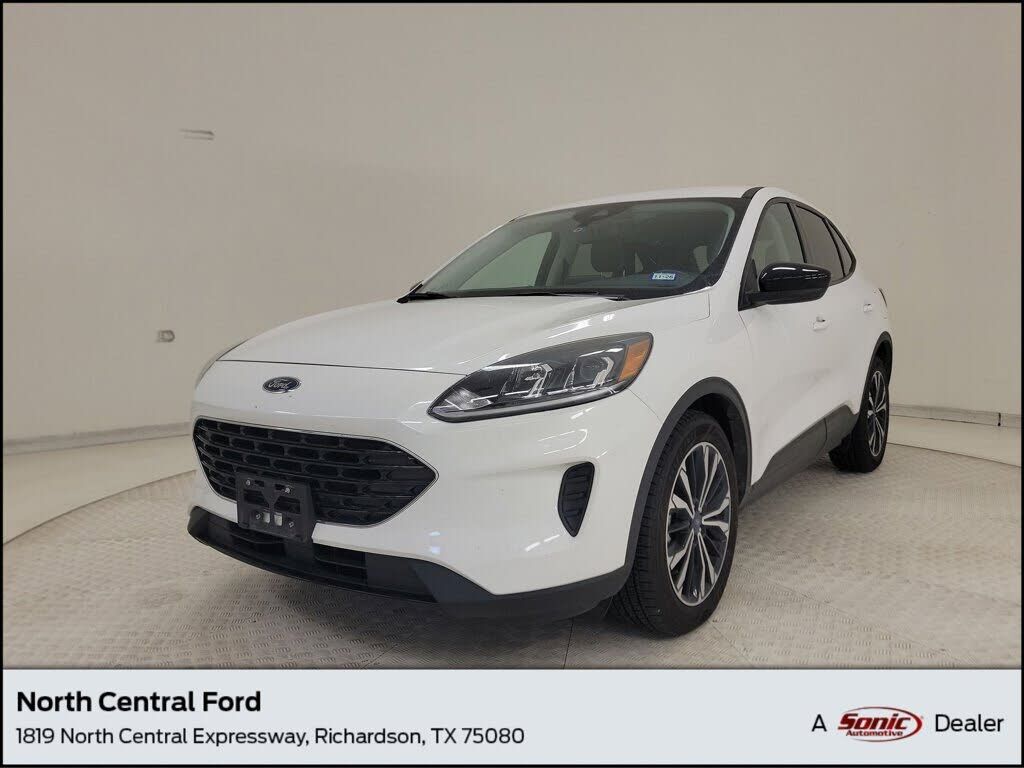 2021 FORD Escape