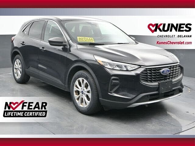 2024 FORD Escape