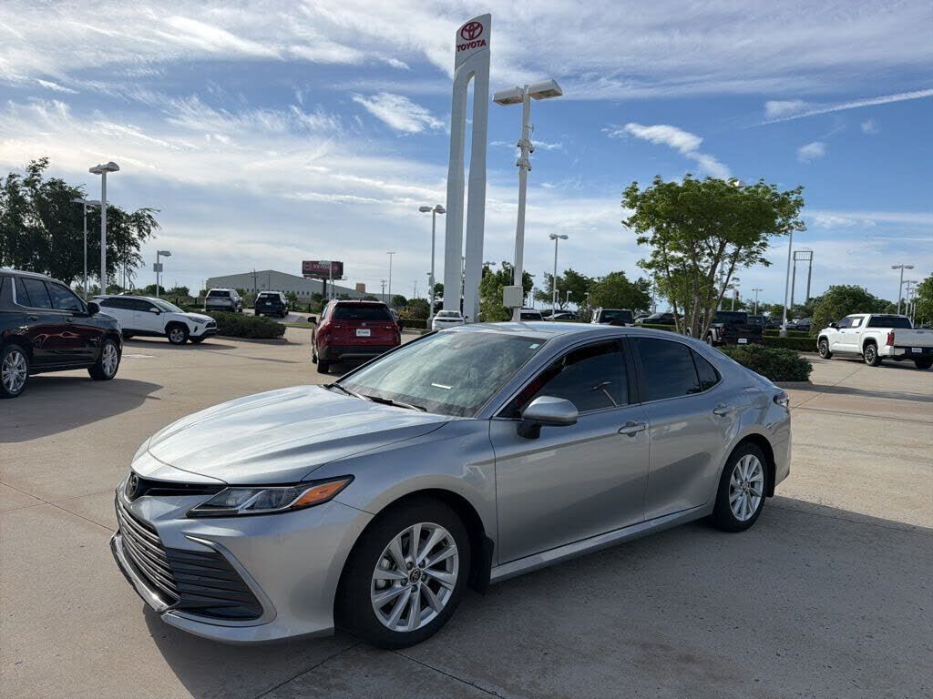 2024 TOYOTA Camry
