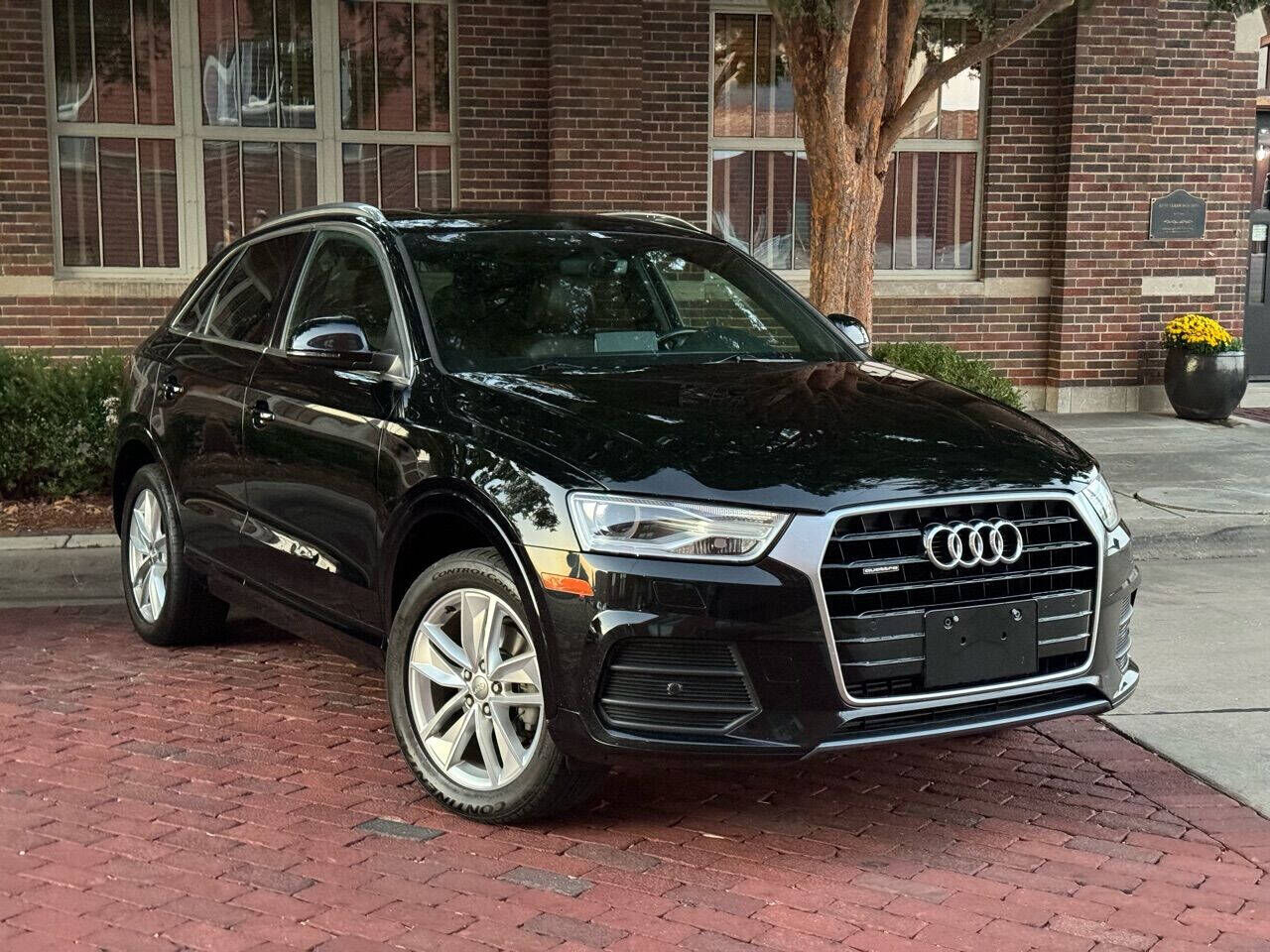 2016 AUDI Q3