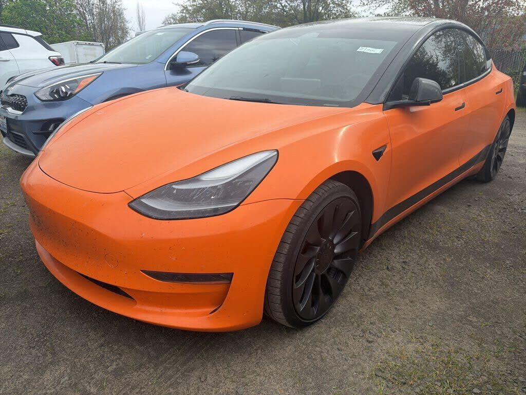 2022 TESLA Model 3
