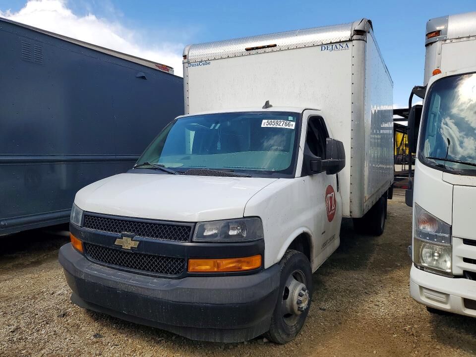 2020 CHEVROLET Express