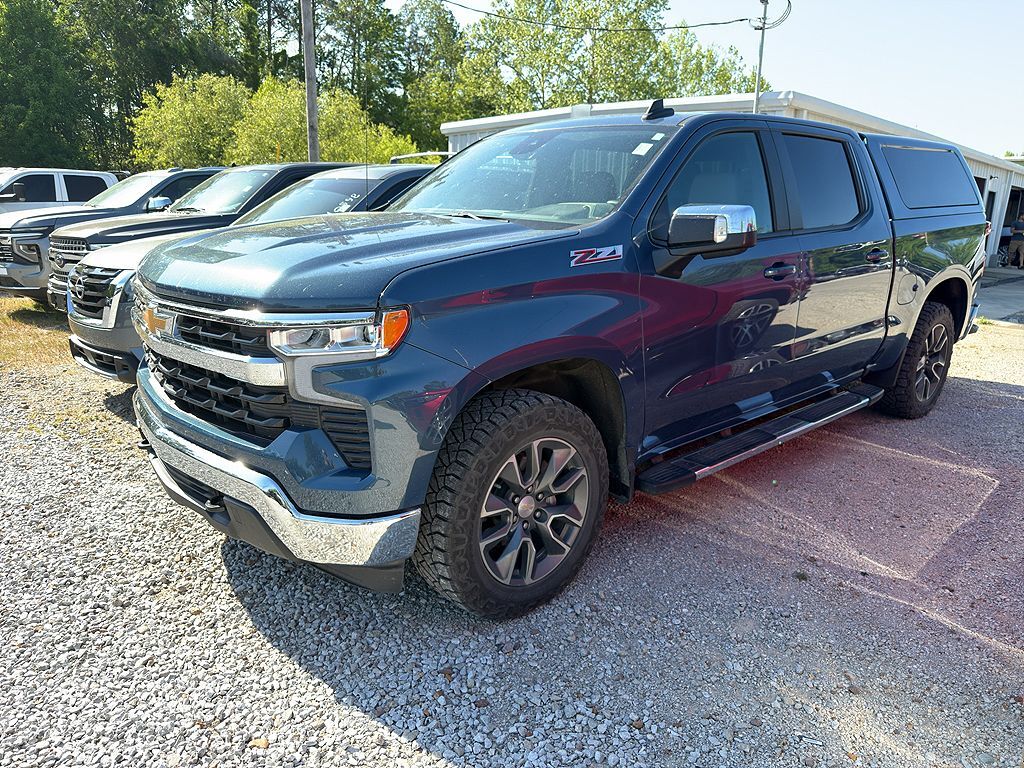 2024 CHEVROLET Silverado