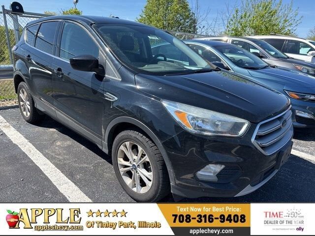 2017 FORD Escape