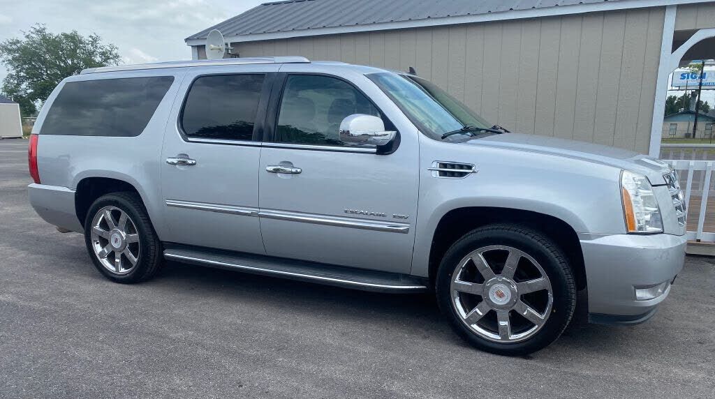 2013 CADILLAC Escalade