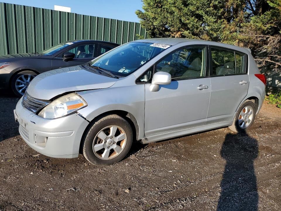 2010 NISSAN Versa