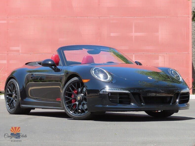 2016 PORSCHE 911