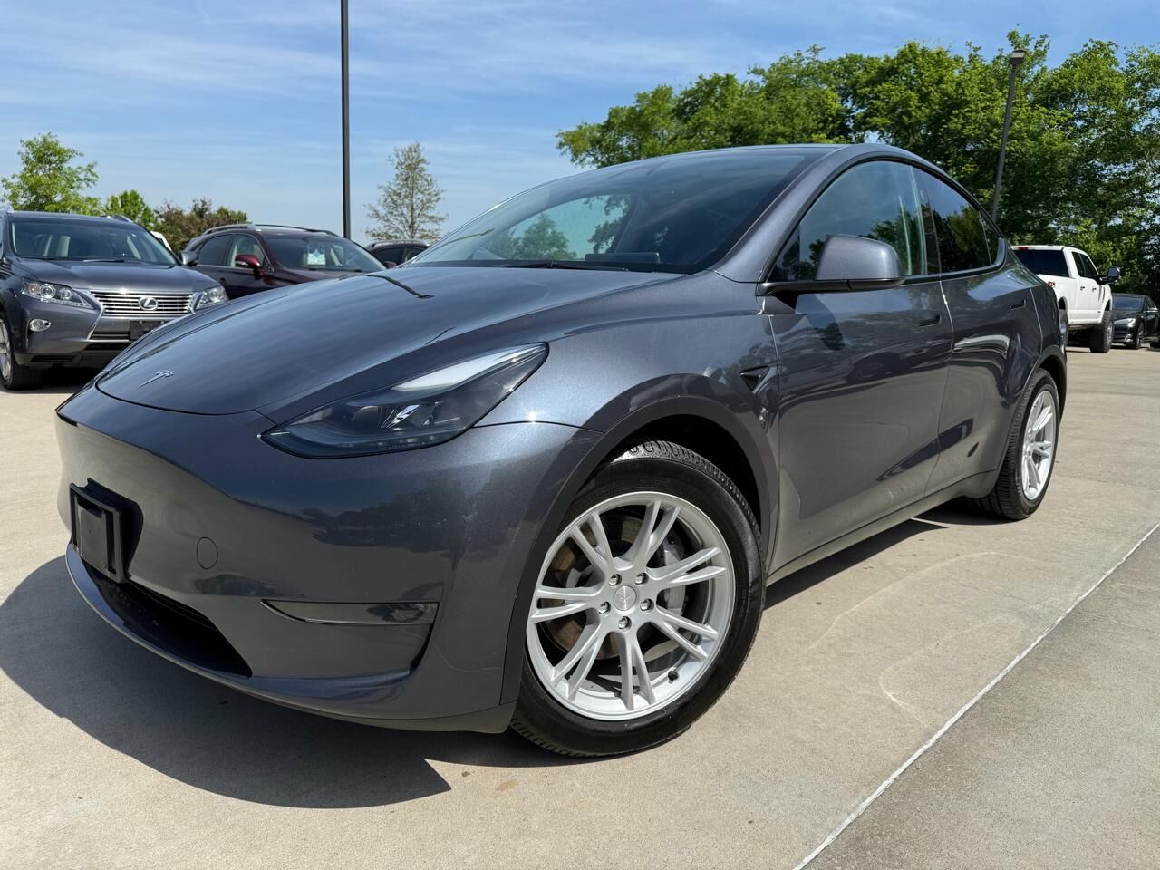 2023 TESLA Model Y