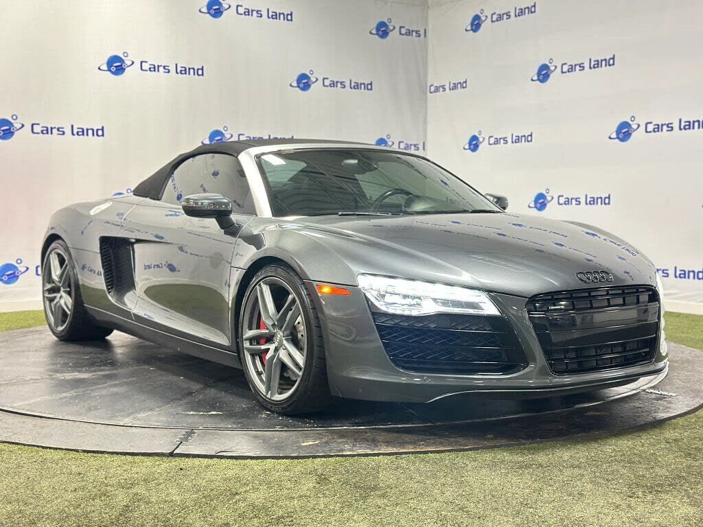 2014 AUDI R8