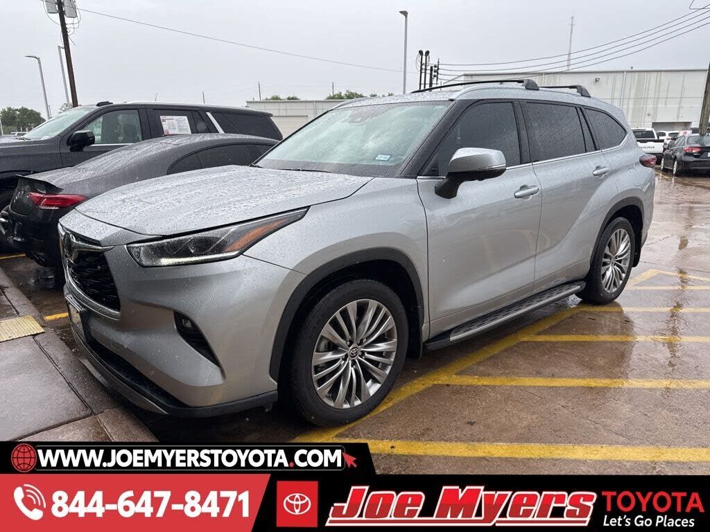 2024 TOYOTA Highlander